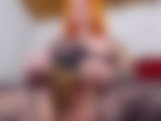 venuswhit's Live Sex Cam Show