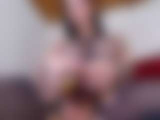 venuswhit's Live Sex Cam Show