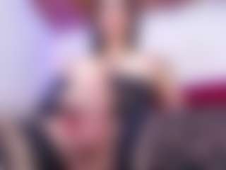 venuswhit's Live Sex Cam Show
