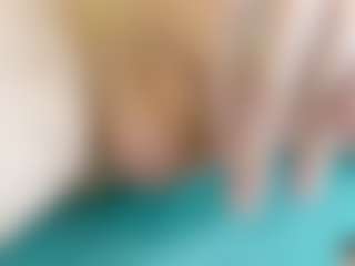 Live cam show with Br-Munch - Black Hair on CamwithHer
