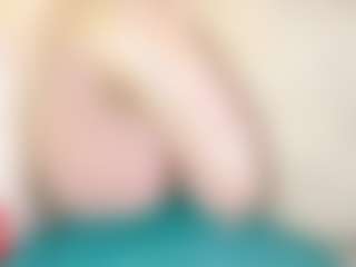 Live cam show with Br-Munch - Tease on Camsoda