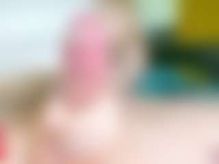 Live cam show with Br-Munch - Bedroom on Camsoda
