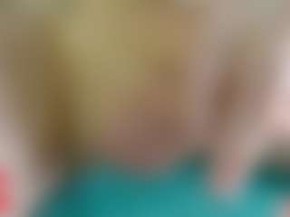 Live cam show with Br-Munch - Living Room on Camsoda