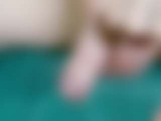 Live cam show with Br-Munch - Living Room on Camsoda
