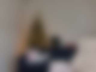 Live cam show with Rori - Oil on TeamSkeetLive