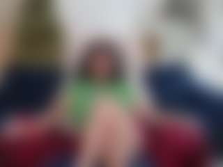 Live cam show with Rori - Living Room on TeamSkeetLive