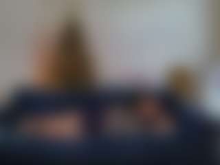 Live cam show with Rori - Living Room on Camiplay Live