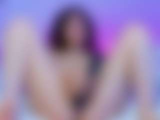 LinaStones's Live Sex Cam Show