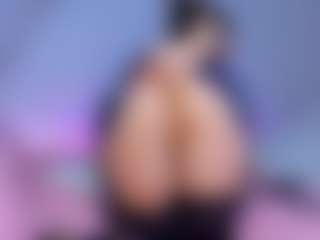 Live cam show with LinaStones - Green Eyes on CamClone