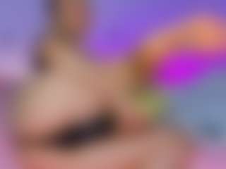 LinaStones's Live Sex Cam Show