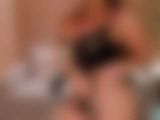 Live cam show with Sophie Palmer - Fit on Streamer API