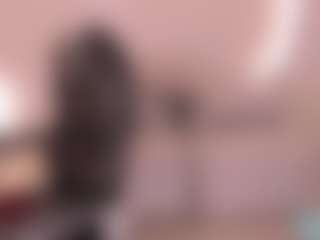 Live cam show with Sophie Palmer - Blonde Hair Curvy on Dolls Live