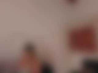 Live cam show with Sophie Palmer - Green Eyes on madthumbs