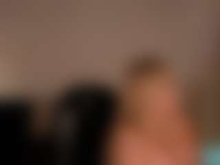 Live cam show with Sophie Palmer - Living Room on TastyBlacksLive