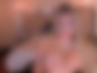 Live cam show with Sophie Palmer - Fit on AdultVida.com