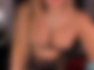 Live cam show with Sophie Palmer - White on CamClone | colombia