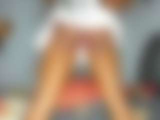 Live cam show with Vicky-Hot - Tease on Mixed Magazine Live