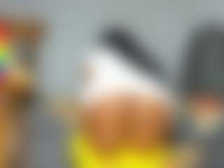 Live cam show with Vicky-Hot - Ebony on Chatstar | colombia