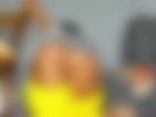 Live cam show with Vicky-Hot - Brown Eyes on SmokeAndPoke