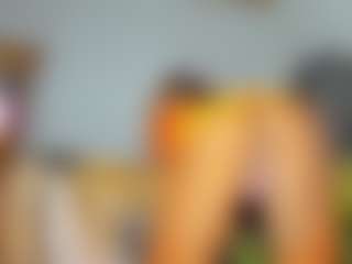 Vicky-Hot's Live Sex Cam Show