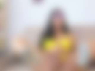Show de câmera ao vivo com Herazuline - Small Tits no Camsoda