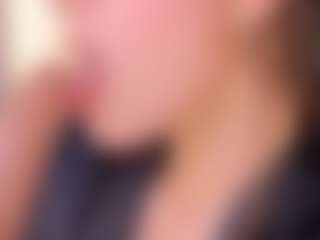 Live cam show with Nathalie Rivers - Office on xxxlivecams.org