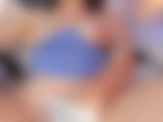 Live cam show with Nathalie Rivers - Big Ass on Camming Site