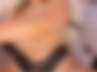 Live cam show with Nathalie Rivers - Natural on Camsoda