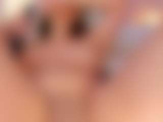 Live cam show with Nathalie Rivers - Amateur on xplaylive.com