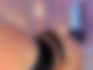 Live cam show with Nathalie Rivers - BBW on livesuperchat.net