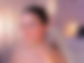 Live cam show with Nathalie Rivers - BBW on Camsoda