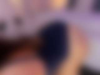 Live cam show with Nathalie Rivers - Solo on intimatelivegirls.com