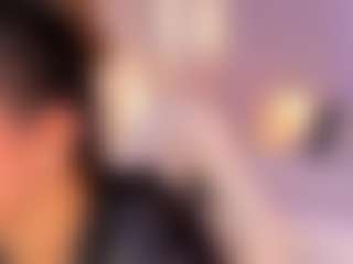 Live cam show with Nathalie Rivers - Bedroom on Camsoda