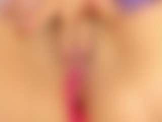 Live cam show with Nathalie Rivers - Wet on galaxygirlnitro.com