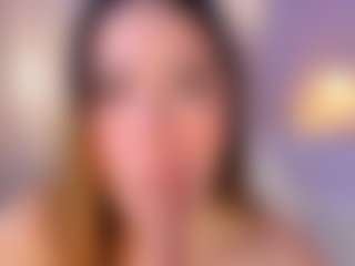 Live cam show with Nathalie Rivers - Natural on sexylive.show