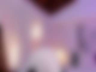 Live cam show with Nathalie Rivers - Cosplay BBW on Camsoda
