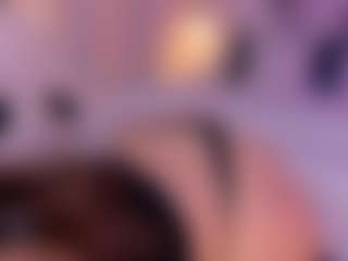Live cam show with Nathalie Rivers - College Curvy on xxxlivecams.org