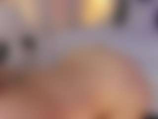Live cam show with Nathalie Rivers - Student on livesuperchat.net