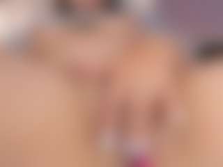 Live cam show with Nathalie Rivers - College Curvy on Pornisteam.com