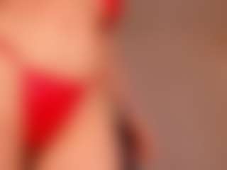 Live cam show with SunnyRivers - Living Room on Cam Slut