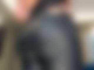 Live cam show with SunnyRivers - Living Room on googirlz