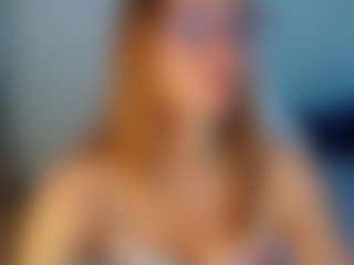 Live cam show with Tea - Fuck on SpunkLive