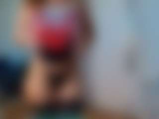 Live cam show with Tea - Shaved on xfollow cams