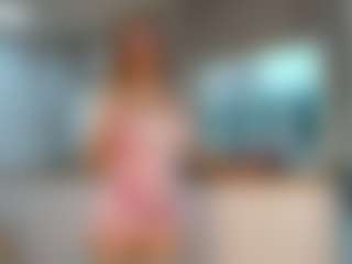 Live cam show with Tea - Blonde Hair MILF on SpunkLive