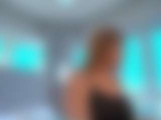 Tea MILF webcam performer live streaming