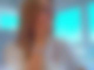 Live cam show with Tea - Gray Eyes on madthumbs