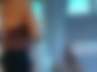 Tea's Live Sex Cam Show
