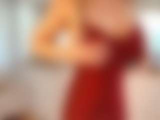 Tea MILF webcam performer live streaming