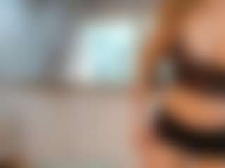 Live cam show with Tea - Mature on PervPlay.com