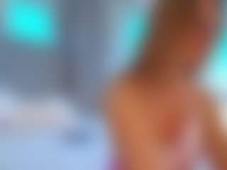 Live cam show with Tea - Shaved on Camsoda